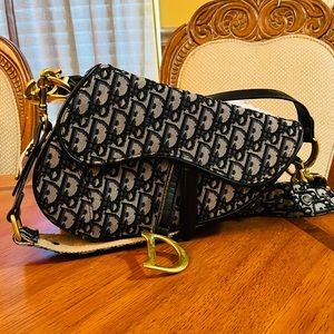 Black Saddle Design Crossbody.